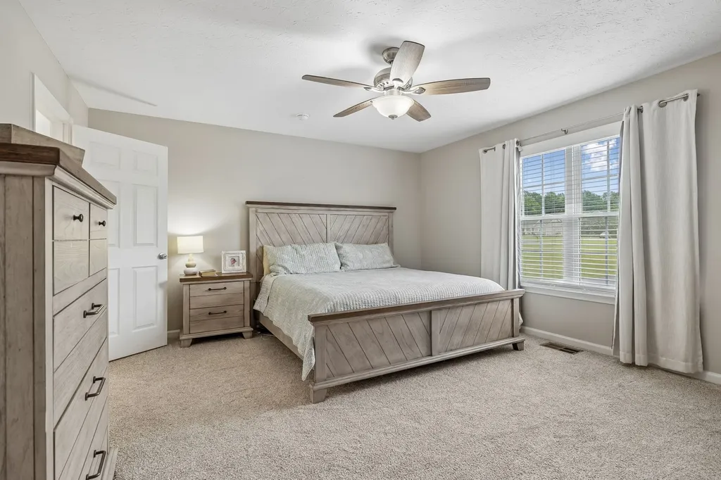 1363 Mount Vernon Road Bethpage TN 37022