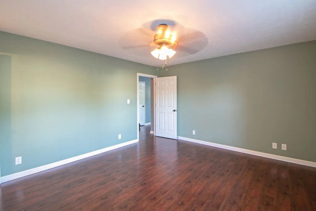 570 Somerset Lane Clarksville TN 37042