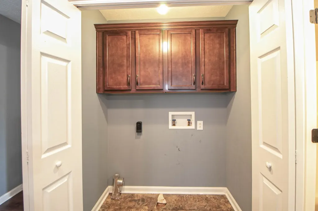 570 Somerset Lane Clarksville TN 37042