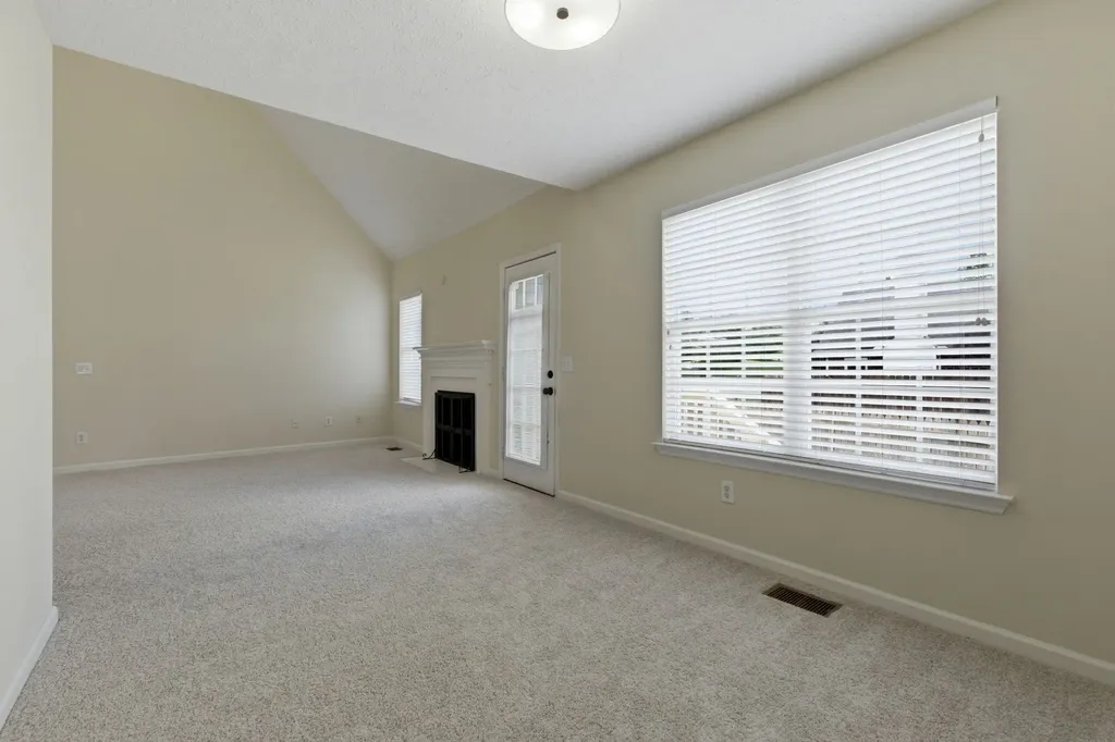 701 Pinehurst Point Mount Juliet TN 37122