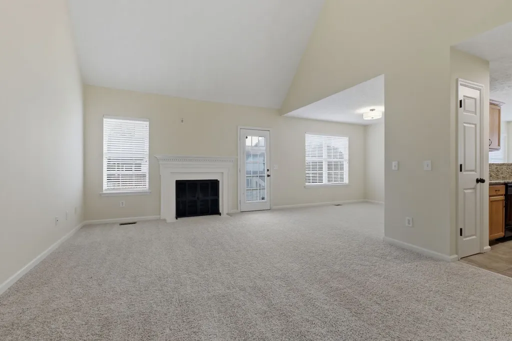 701 Pinehurst Point Mount Juliet TN 37122