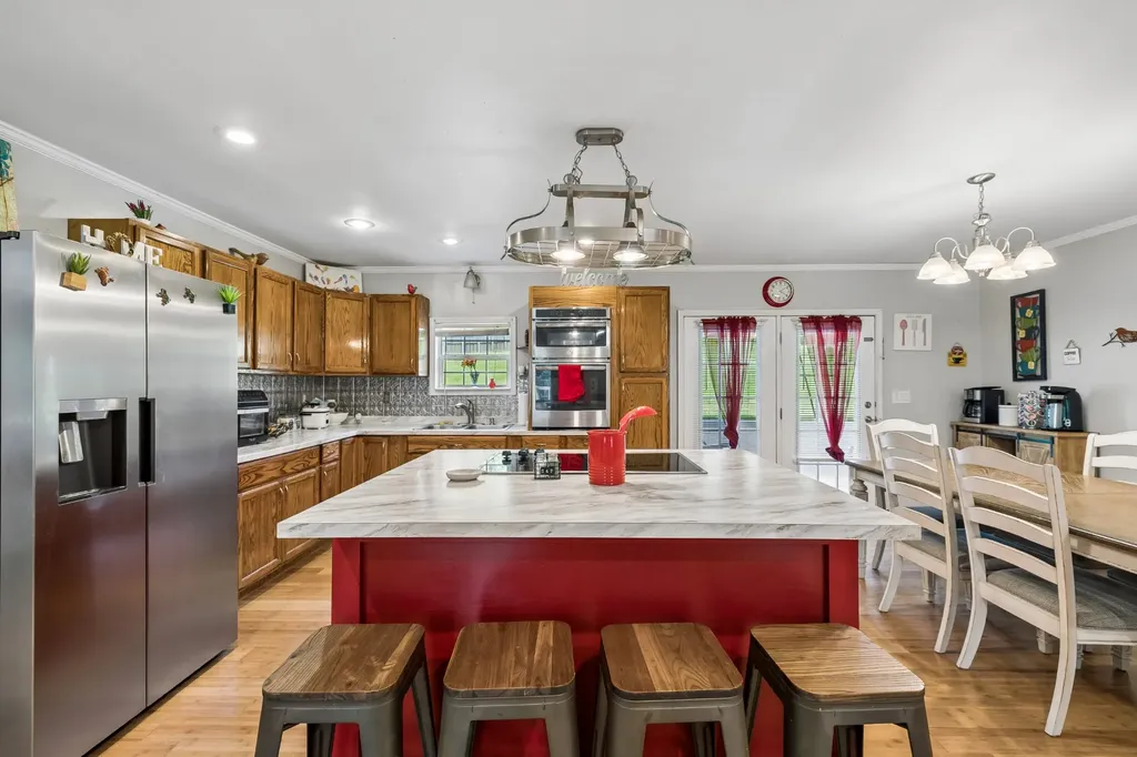 698 Tooley Branch Road Westmoreland TN 37186