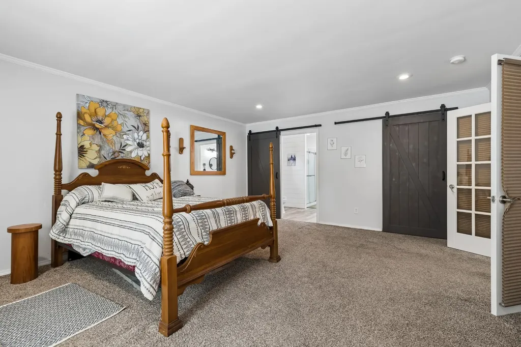 698 Tooley Branch Road Westmoreland TN 37186
