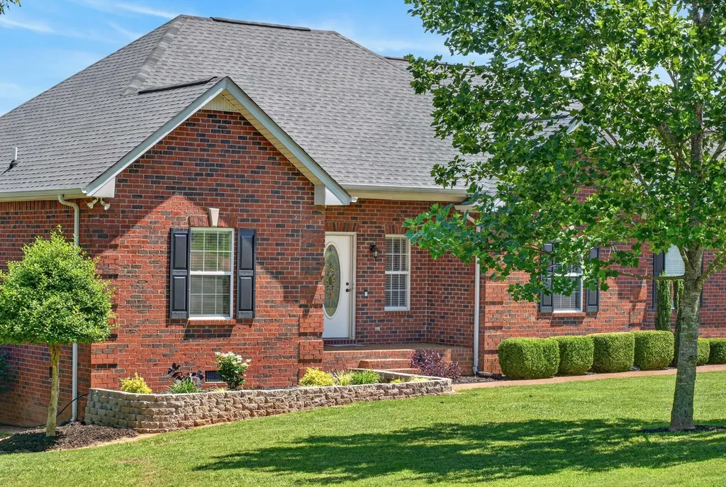 106 Overlook Court Portland TN 37148