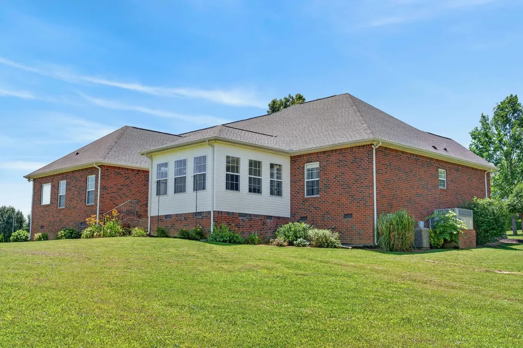 106 Overlook Court Portland TN 37148