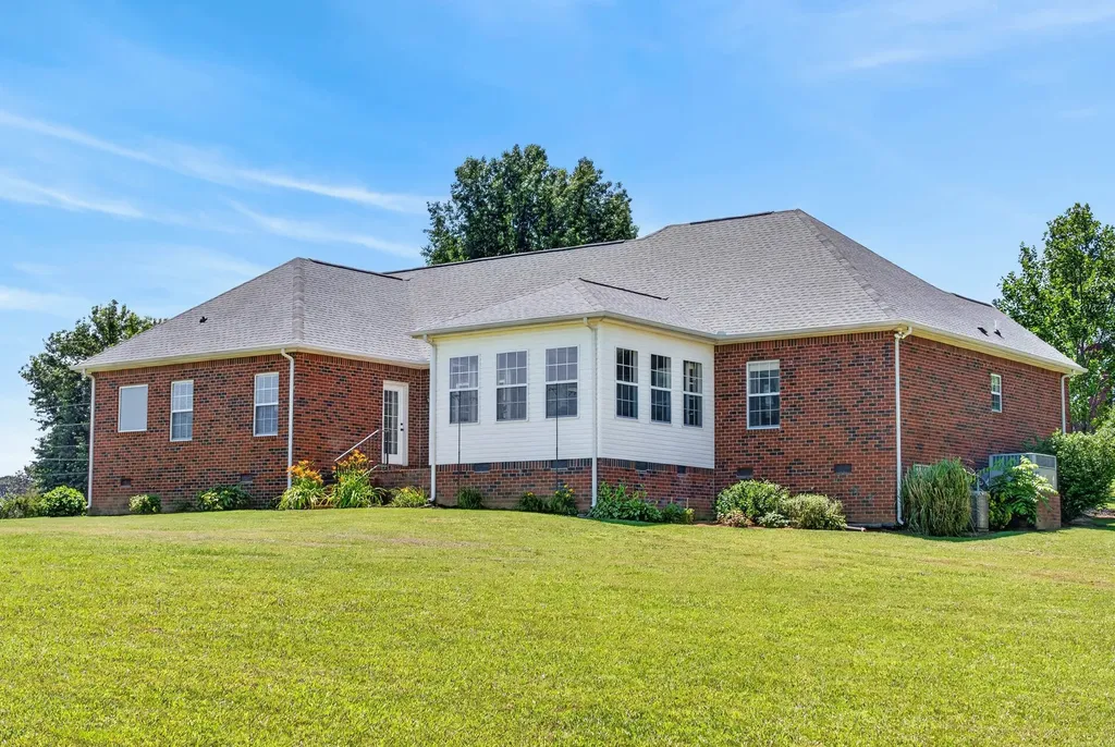 106 Overlook Court Portland TN 37148