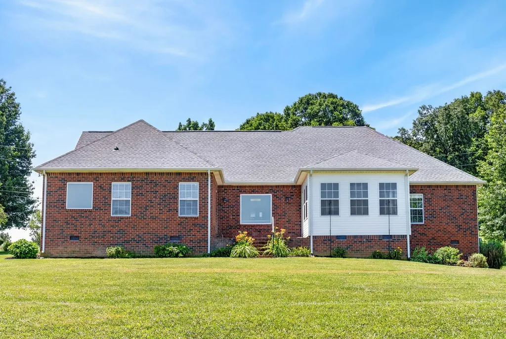 106 Overlook Court Portland TN 37148
