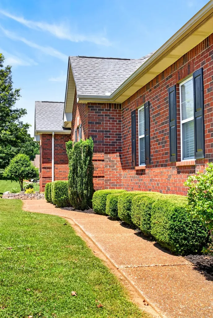 106 Overlook Court Portland TN 37148