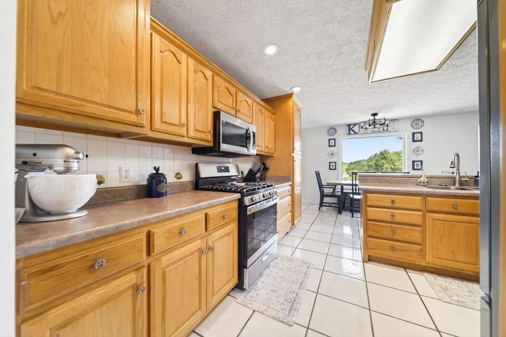 106 Overlook Court Portland TN 37148