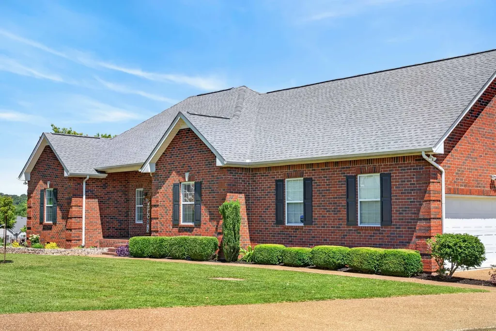 106 Overlook Court Portland TN 37148