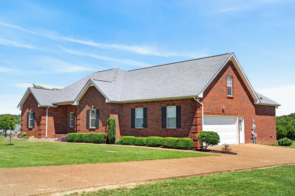 106 Overlook Court Portland TN 37148