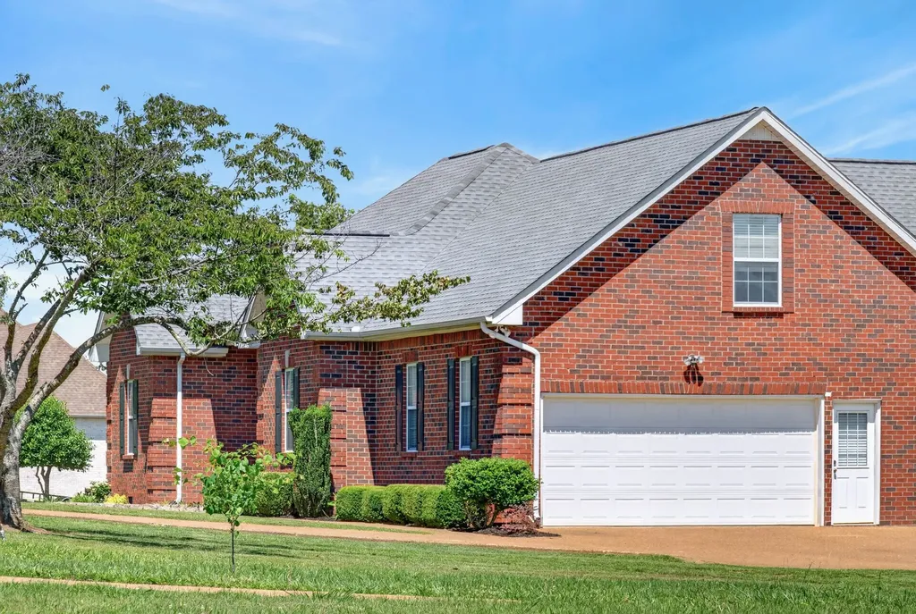 106 Overlook Court Portland TN 37148