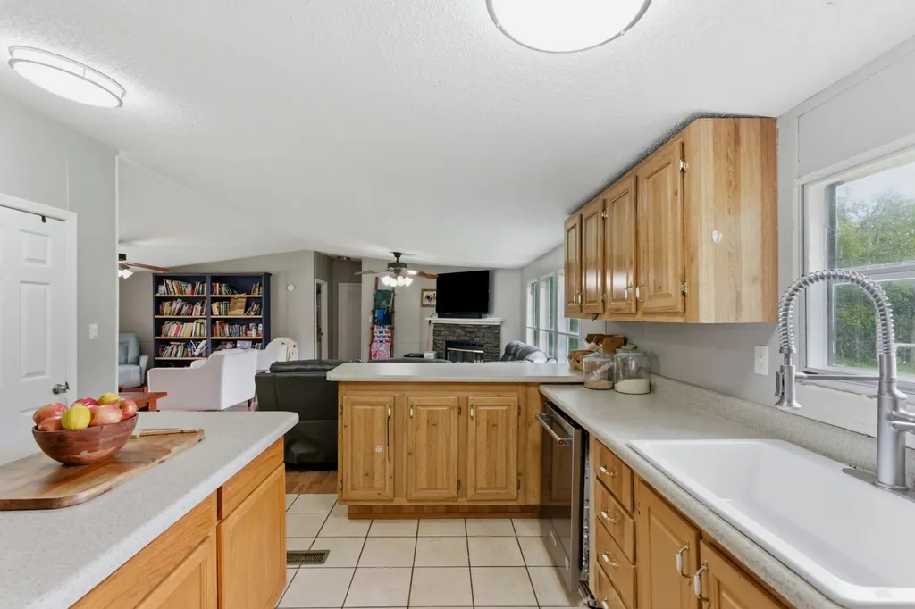 9413 Independent Hill Road Arrington TN 37014