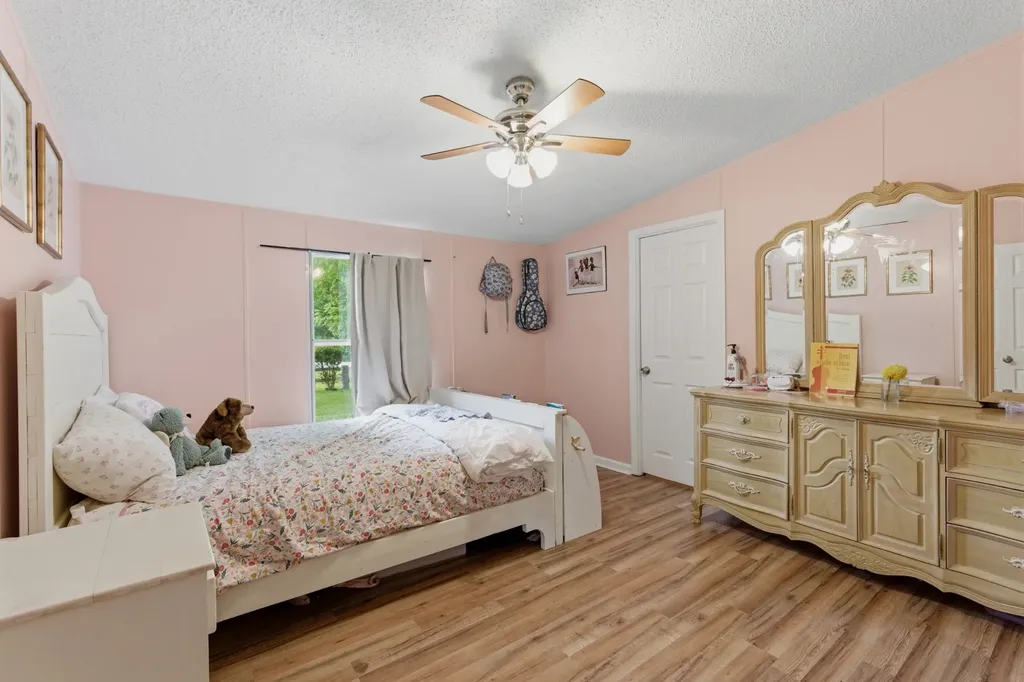 9413 Independent Hill Road Arrington TN 37014