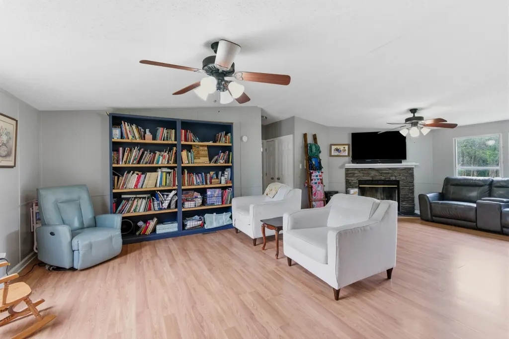 9413 Independent Hill Road Arrington TN 37014