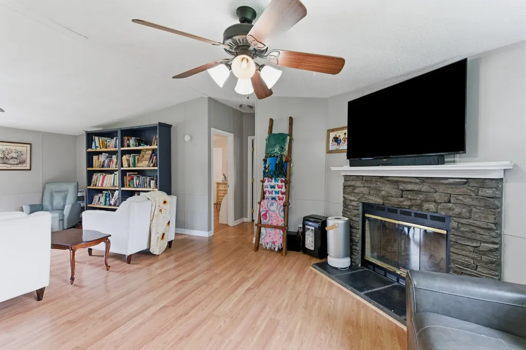 9413 Independent Hill Road Arrington TN 37014