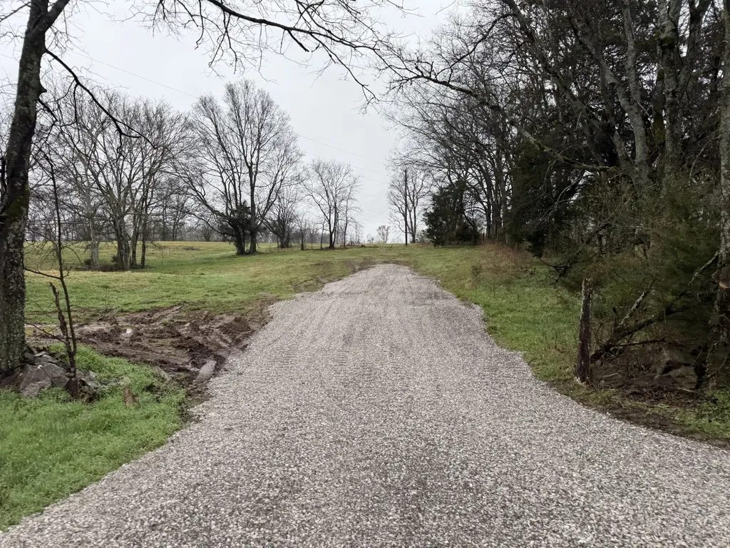 2 Old Highway 25 Hartsville TN 37074