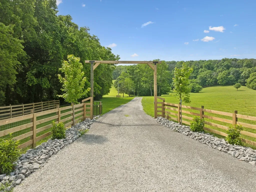 2681 York Road Nolensville TN 37135