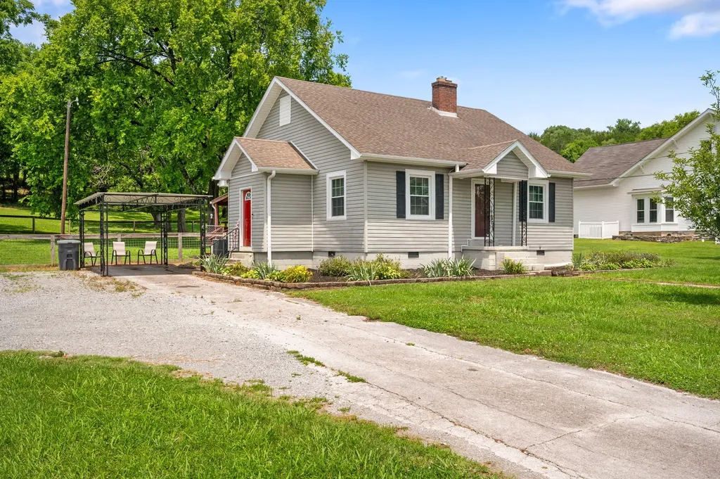 122 Old Mulberry Road Fayetteville TN 37334