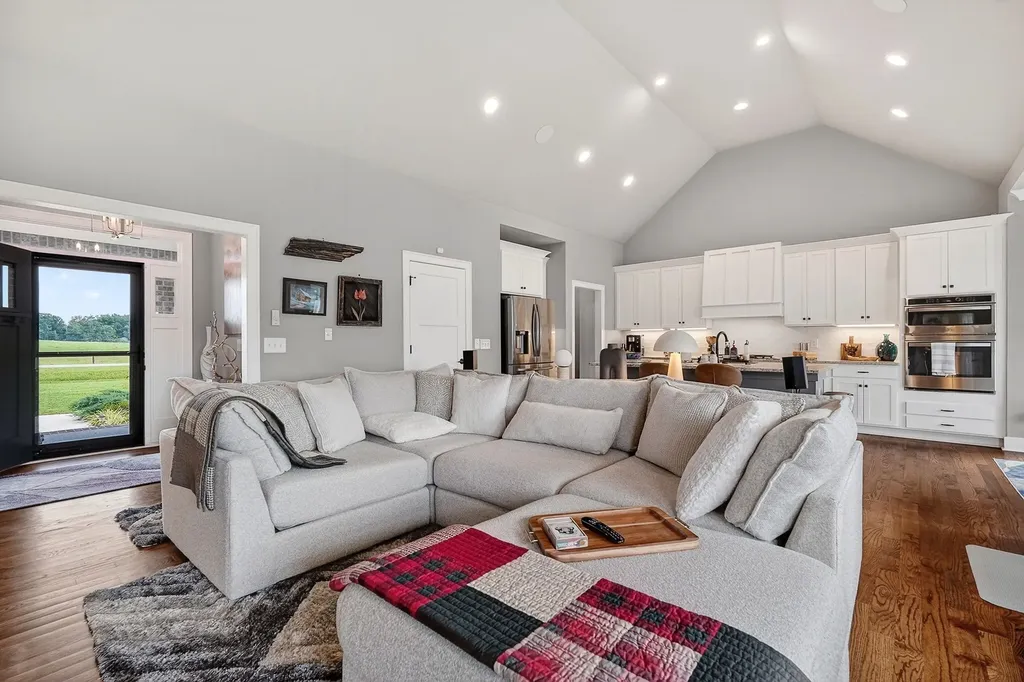 4358 Vervilla Road Morrison TN 37357