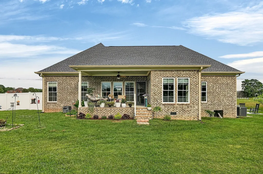4358 Vervilla Road Morrison TN 37357
