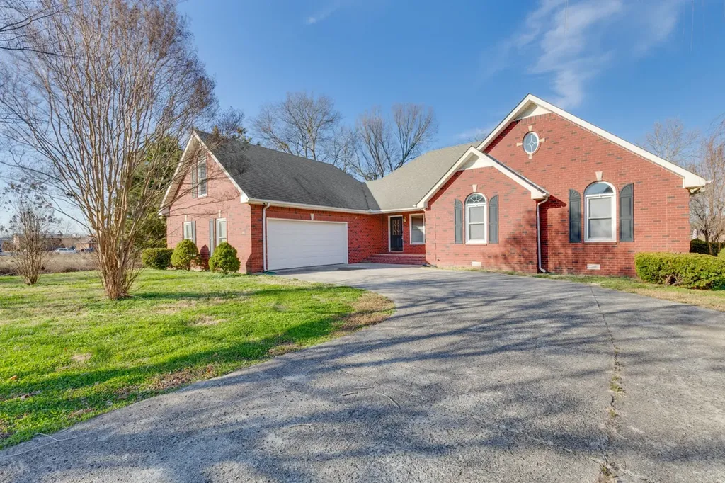 131 Savannah Ridge Murfreesboro TN 37127