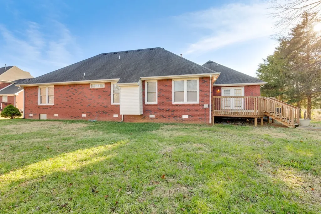 131 Savannah Ridge Murfreesboro TN 37127