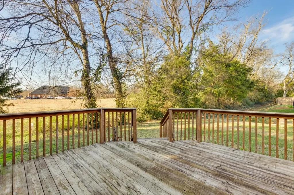 131 Savannah Ridge Murfreesboro TN 37127