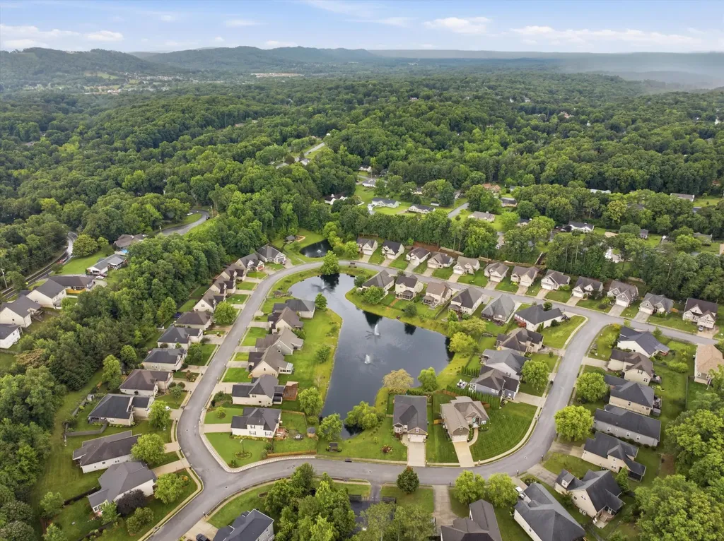 8570 Maple Valley Drive Chattanooga TN 37421