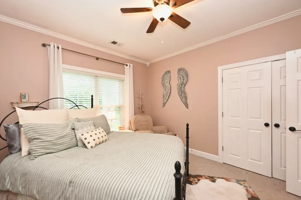 107 Greenfield Lane Castalian Springs TN 37031