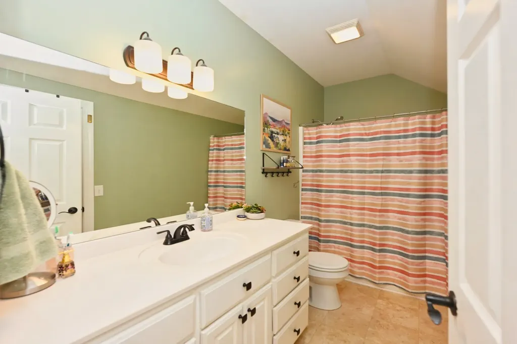 107 Greenfield Lane Castalian Springs TN 37031