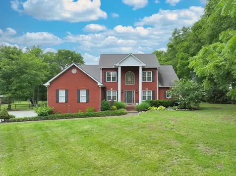 107 Greenfield Lane Castalian Springs TN 37031