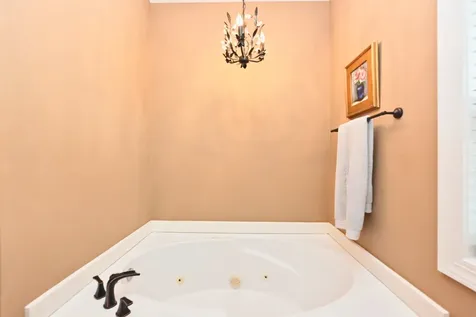 107 Greenfield Lane Castalian Springs TN 37031