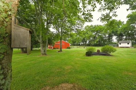 107 Greenfield Lane Castalian Springs TN 37031