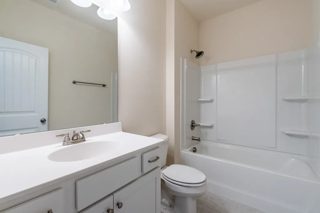 1357 English Oak Drive Clarksville TN 37042