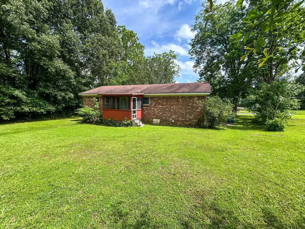 181 Jones Street Huntingdon TN 38344