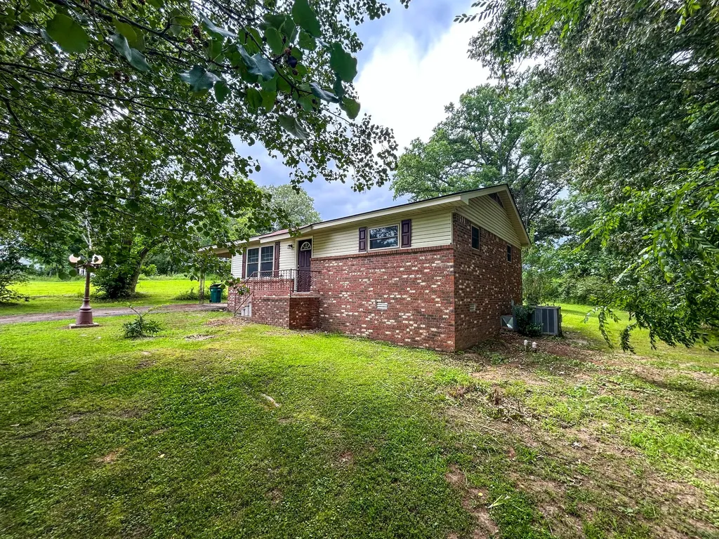 181 Jones Street Huntingdon TN 38344