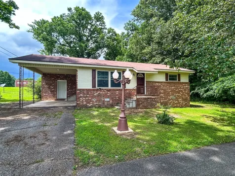 181 Jones Street Huntingdon TN 38344