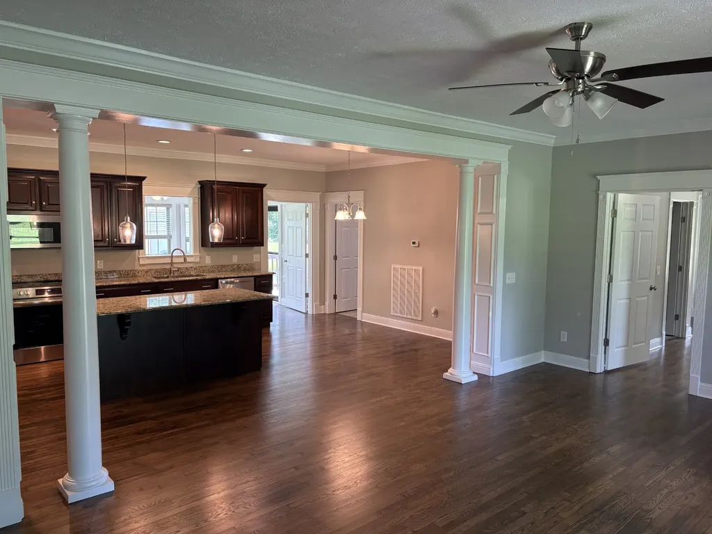 11015 Highway 52, W Westmoreland TN 37186