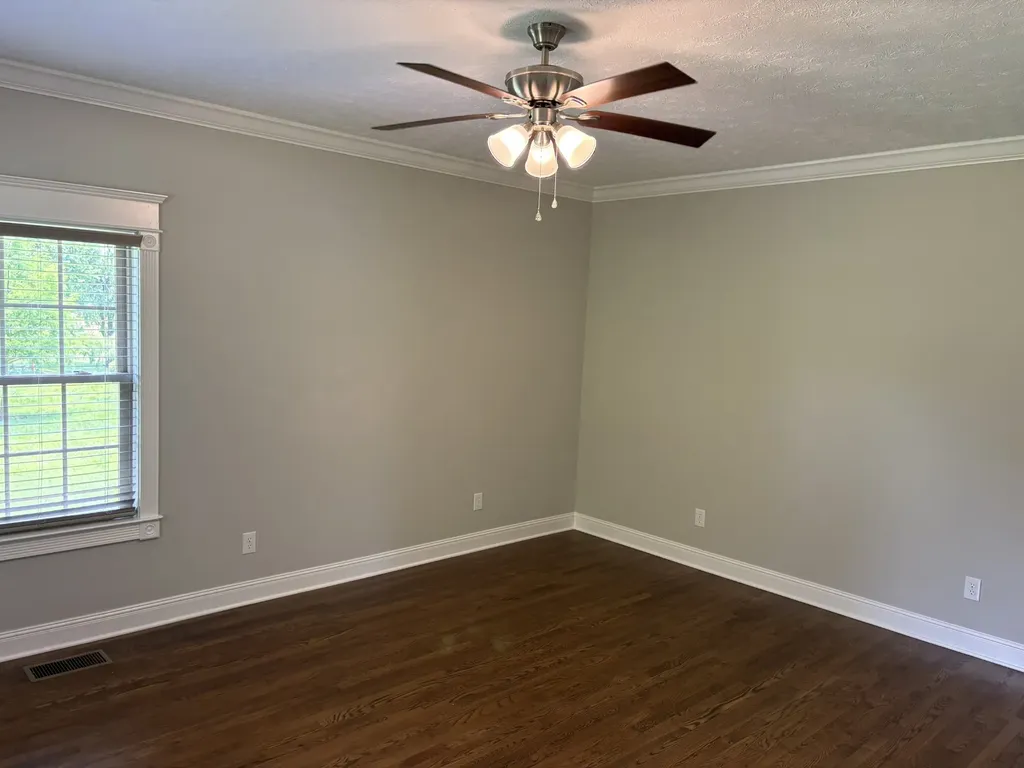11015 Highway 52, W Westmoreland TN 37186