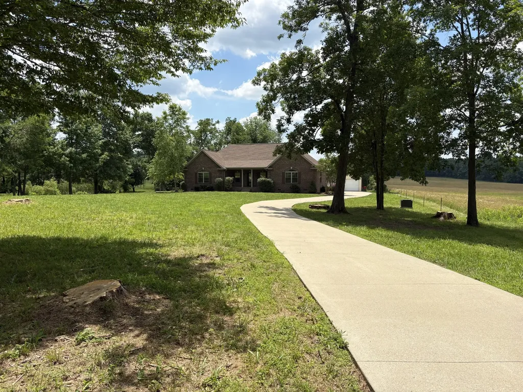 11015 Highway 52, W Westmoreland TN 37186