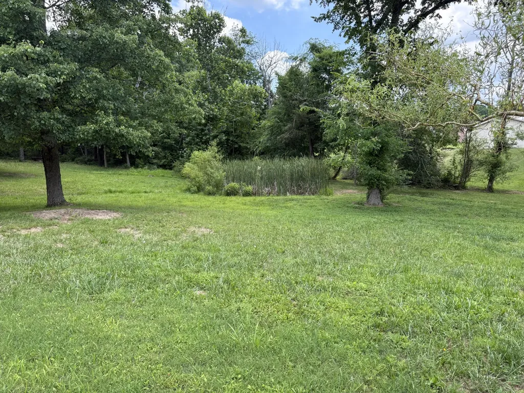 11015 Highway 52, W Westmoreland TN 37186