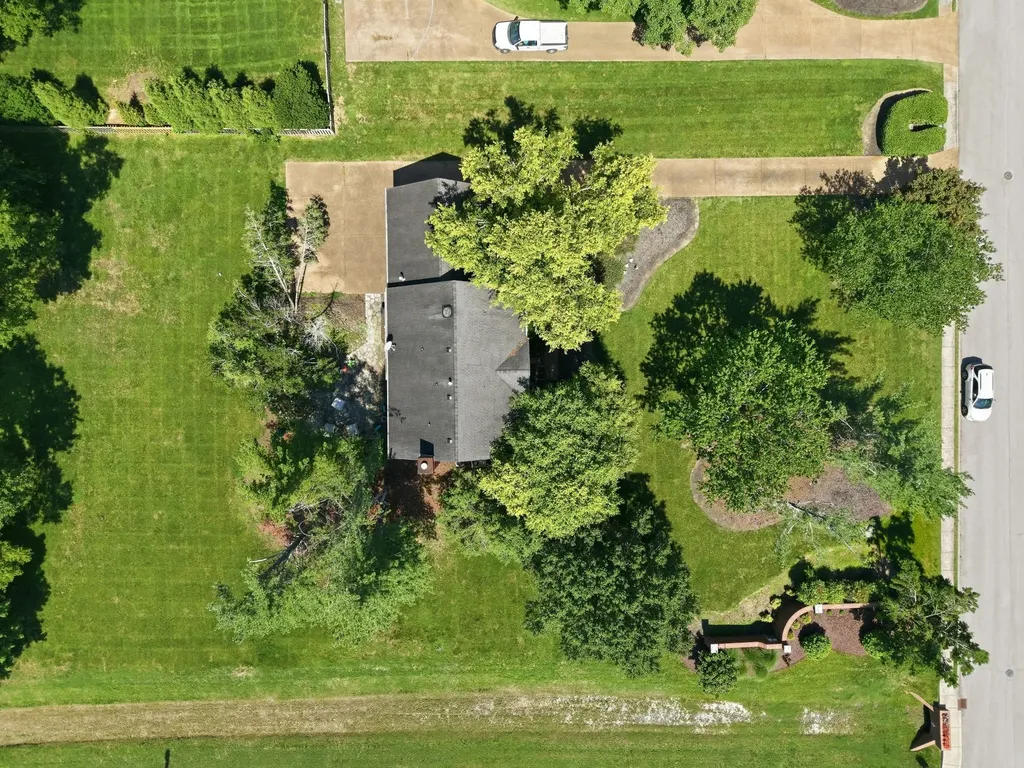6418 Waterford Drive Brentwood TN 37027