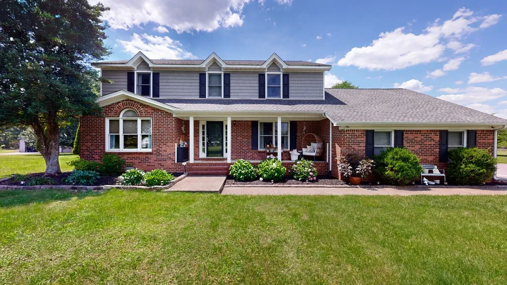7770 Bridlewood Drive Christiana TN 37037