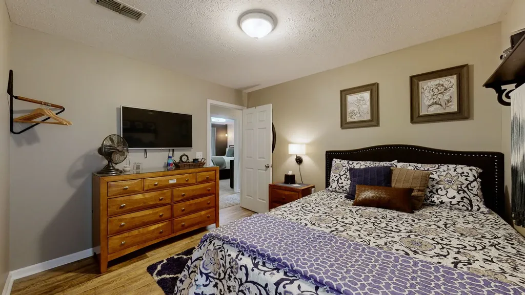 7770 Bridlewood Drive Christiana TN 37037