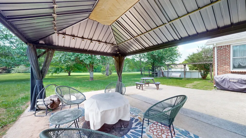 7770 Bridlewood Drive Christiana TN 37037