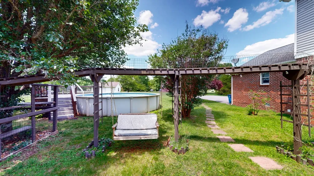 7770 Bridlewood Drive Christiana TN 37037