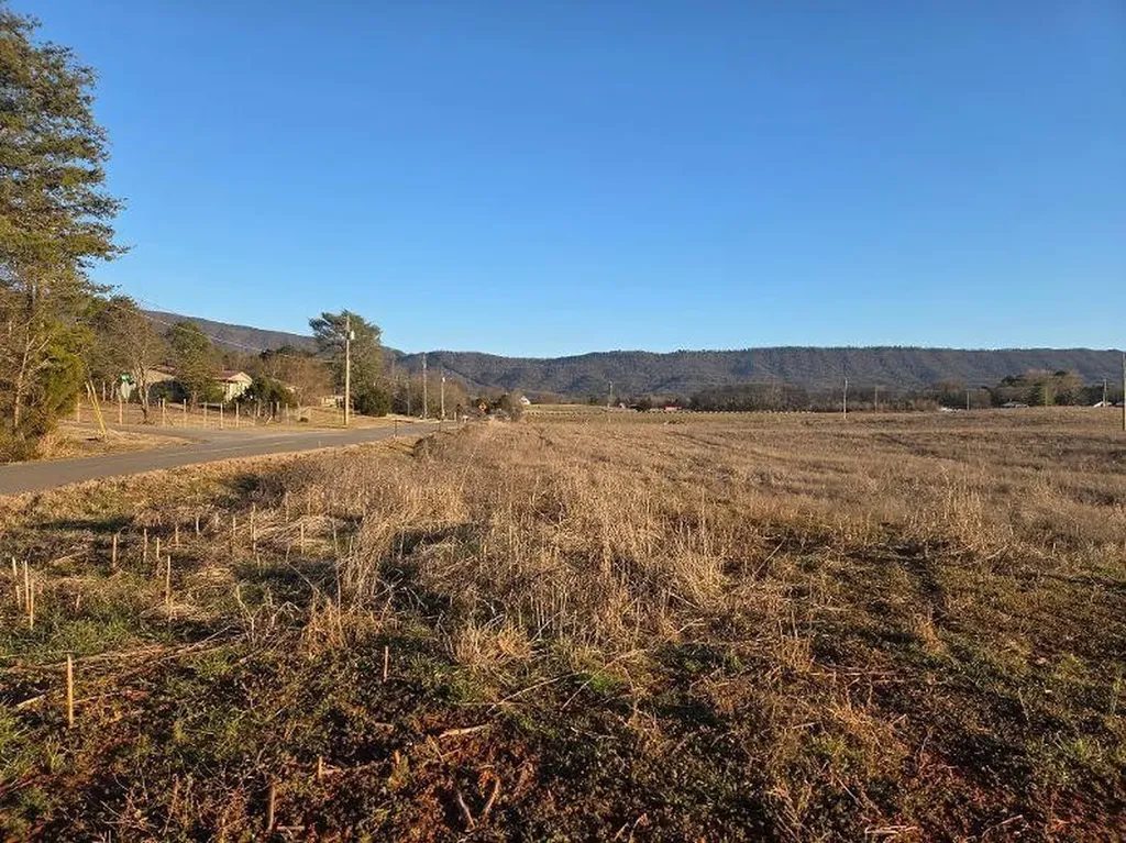 1 Stone Road Benton TN 37307