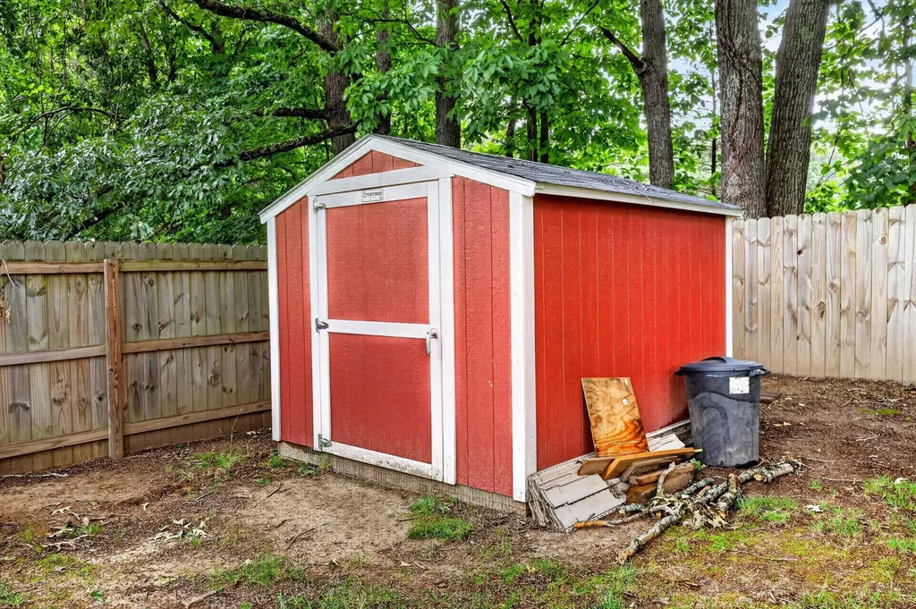 7300 Hidden Lake Circle Fairview TN 37062
