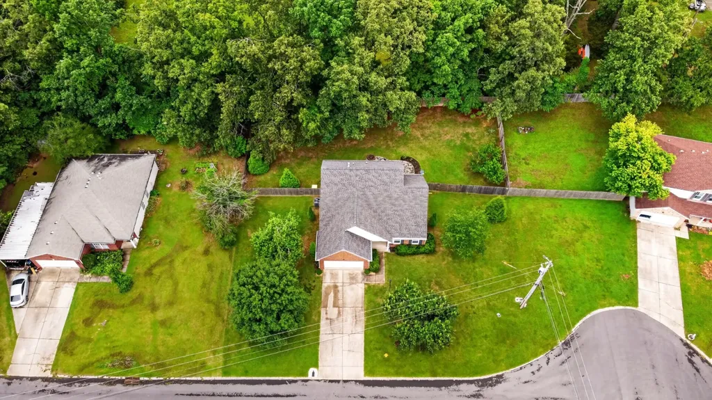 7300 Hidden Lake Circle Fairview TN 37062